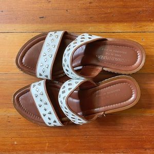 Donald J. Pliner Sandals Size 6